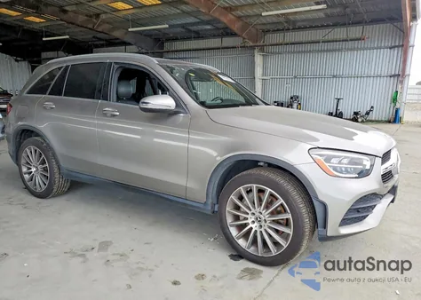 2020 Mercedes-Benz Glc 300 z USA, uszkodzony, nr VIN WDC0G8DBXLF693788